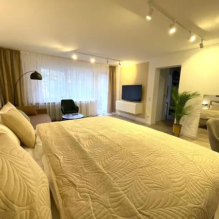 Kurpark Apartment, Schwimmbad, Sauna, Terrasse Apartment