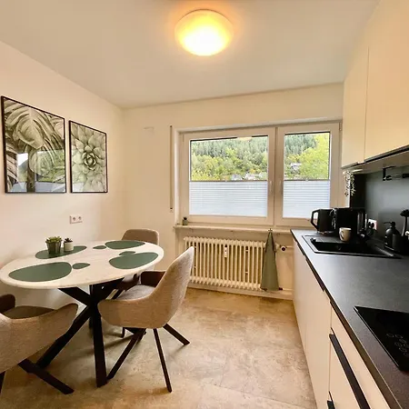 Kurpark Apartment, Schwimmbad, Sauna, Terrasse Lejlighed *