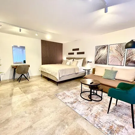 Kurpark Apartment, Schwimmbad, Sauna, Terrasse Apartment *