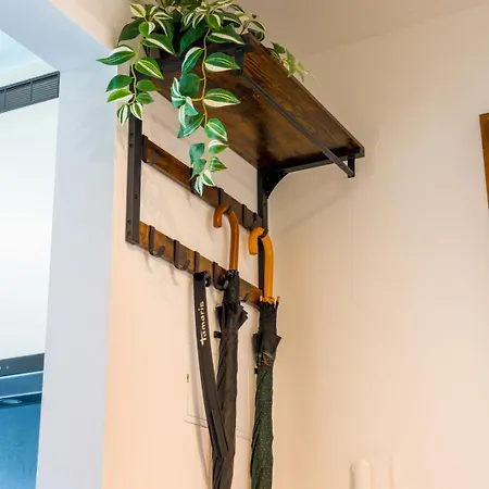 Kurpark Apartment, Schwimmbad, Sauna, Terrasse Lejlighed *